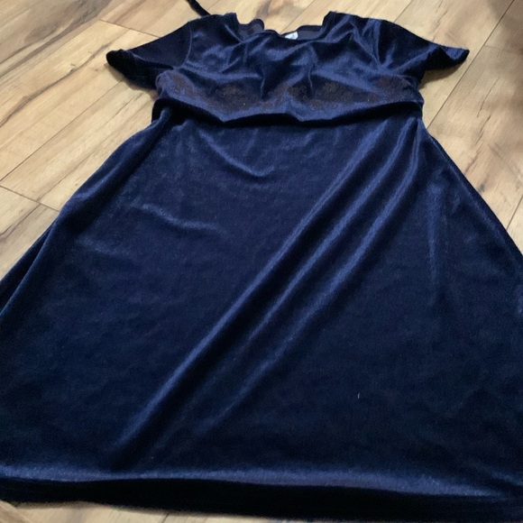 Jessie velvet dress navy blue size 12 - Picture 1 of 10